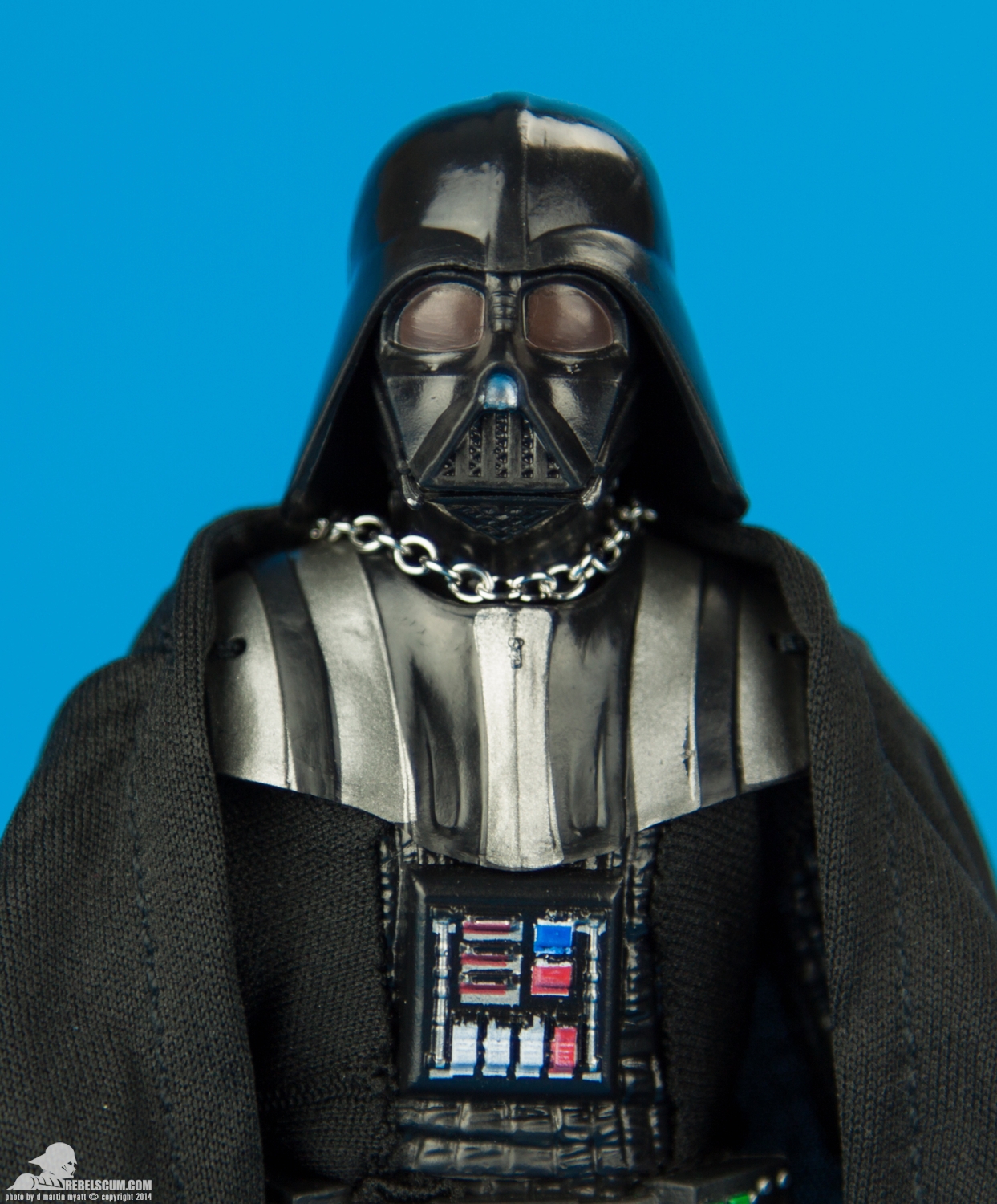 02-Darth-Vader-The-Black-Series-6-inches-Hasbro-005.jpg
