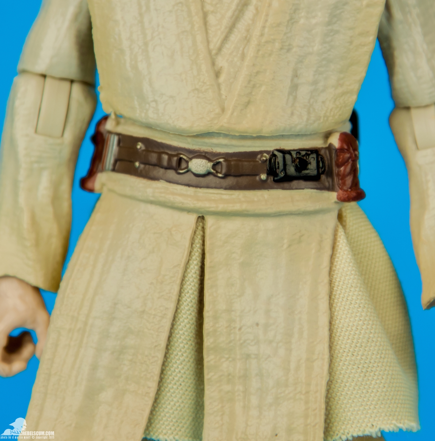 08-Obi-Wan-Kenobi-The-Black-Series-Blue-6-Inch-007.jpg
