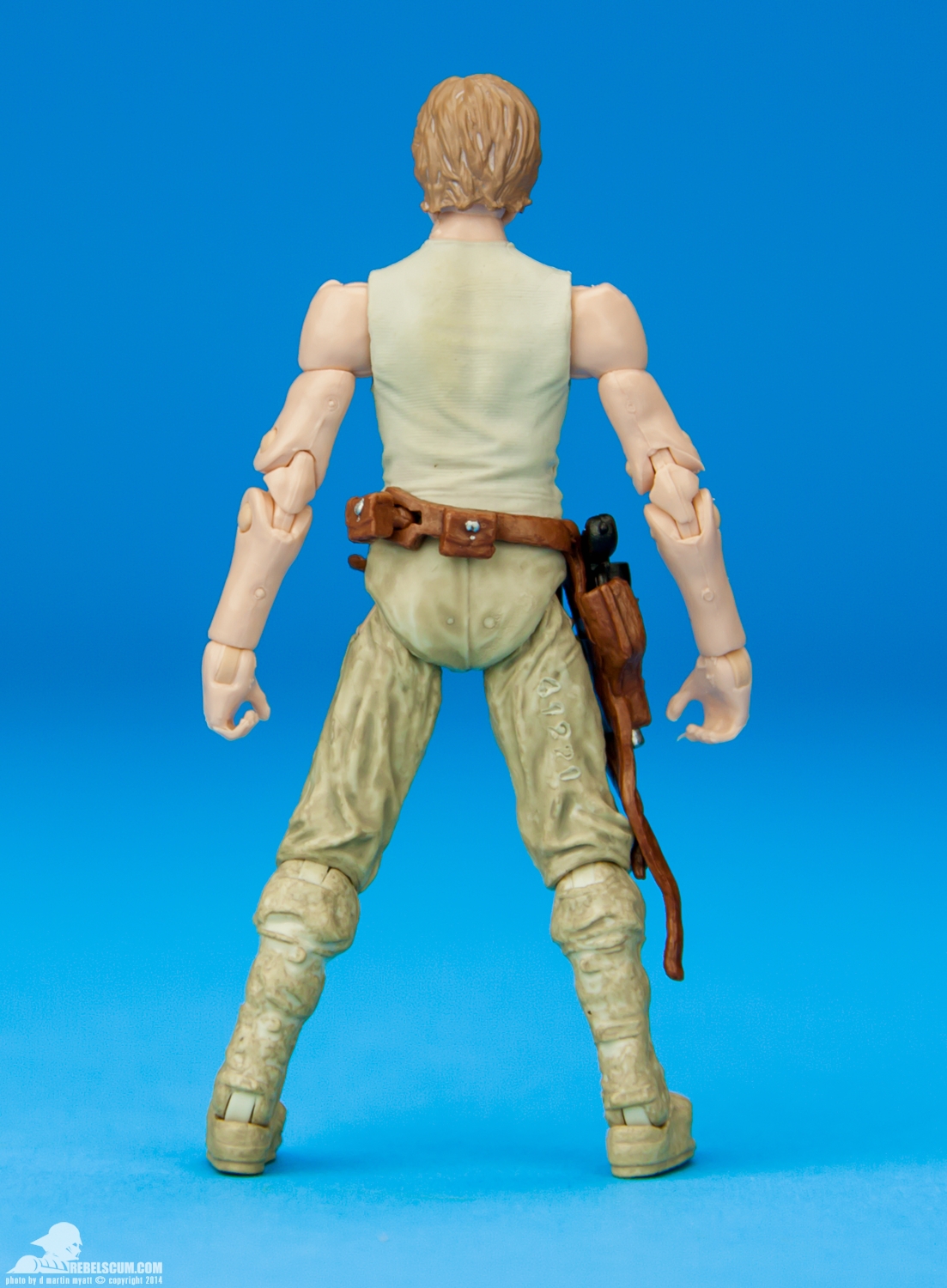 21-Luke-Skywalker-Dagobah-The-Black-Series-Hasbro-008.jpg