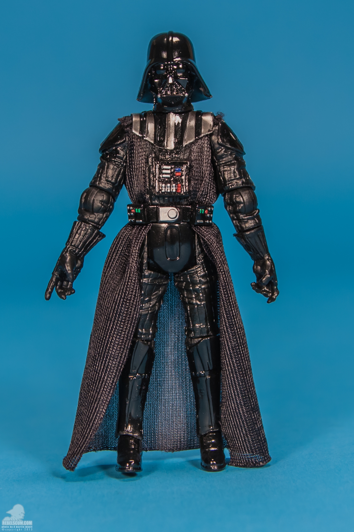 The-Black-Series-Star-Wars-Hasbro-06-Darth-Vader-005.jpg
