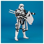 First-Order-Stormtrooper-Deluxe-Amazon-The-Black-Series-016.jpg