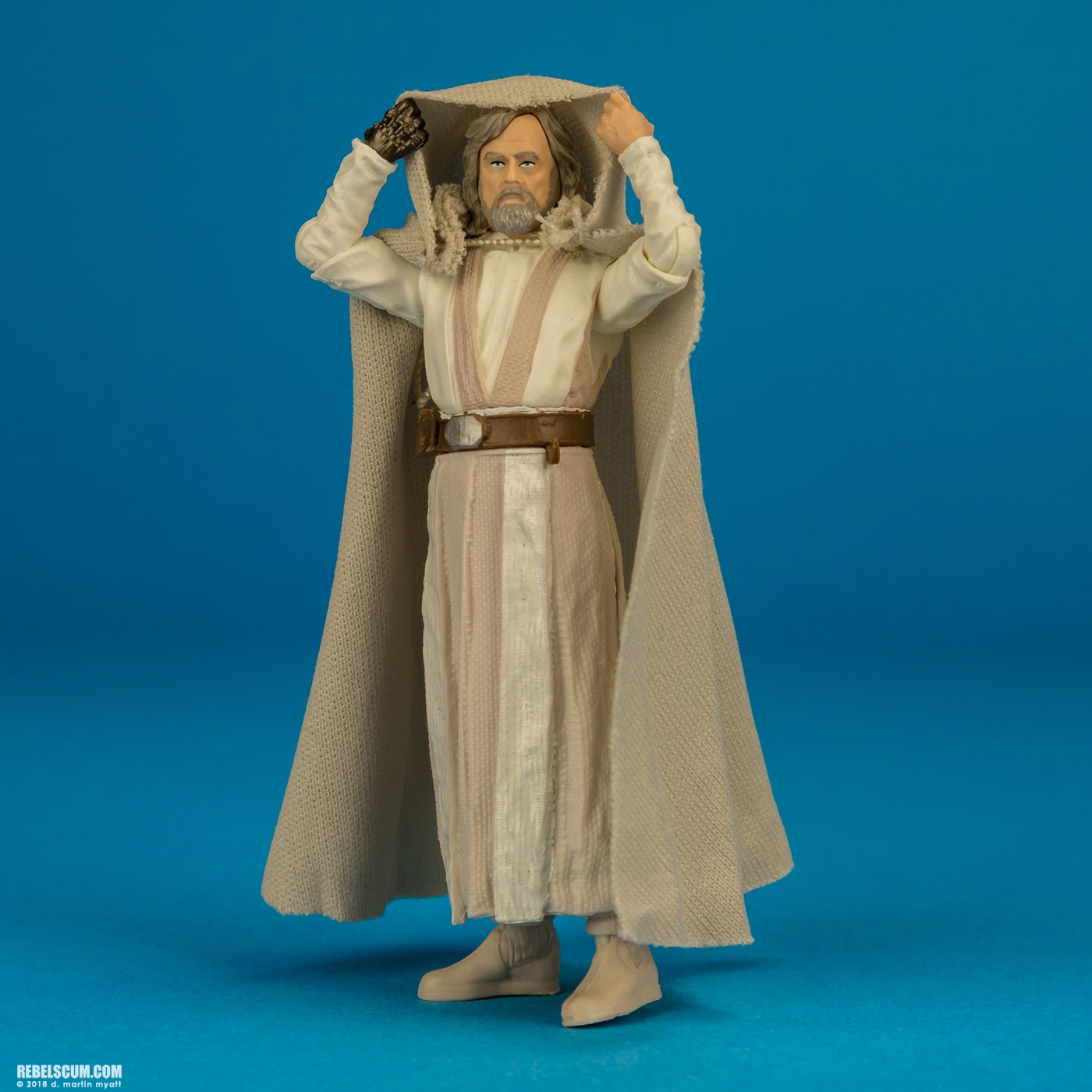 Luke-Skywalker-Jedi-Master-Star-Wars-The-Black-Series-010.jpg