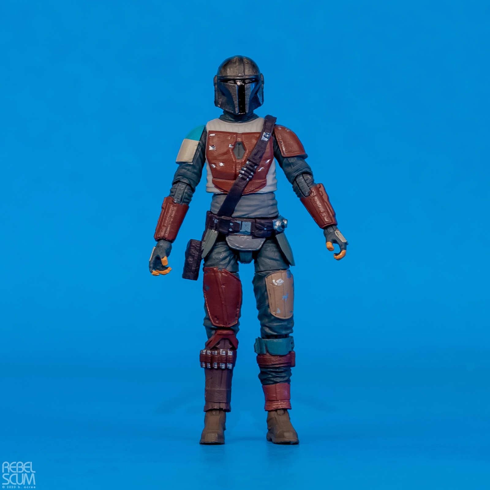 The-Vintage-Collection-VC166-The-Mandalorian-001.jpg