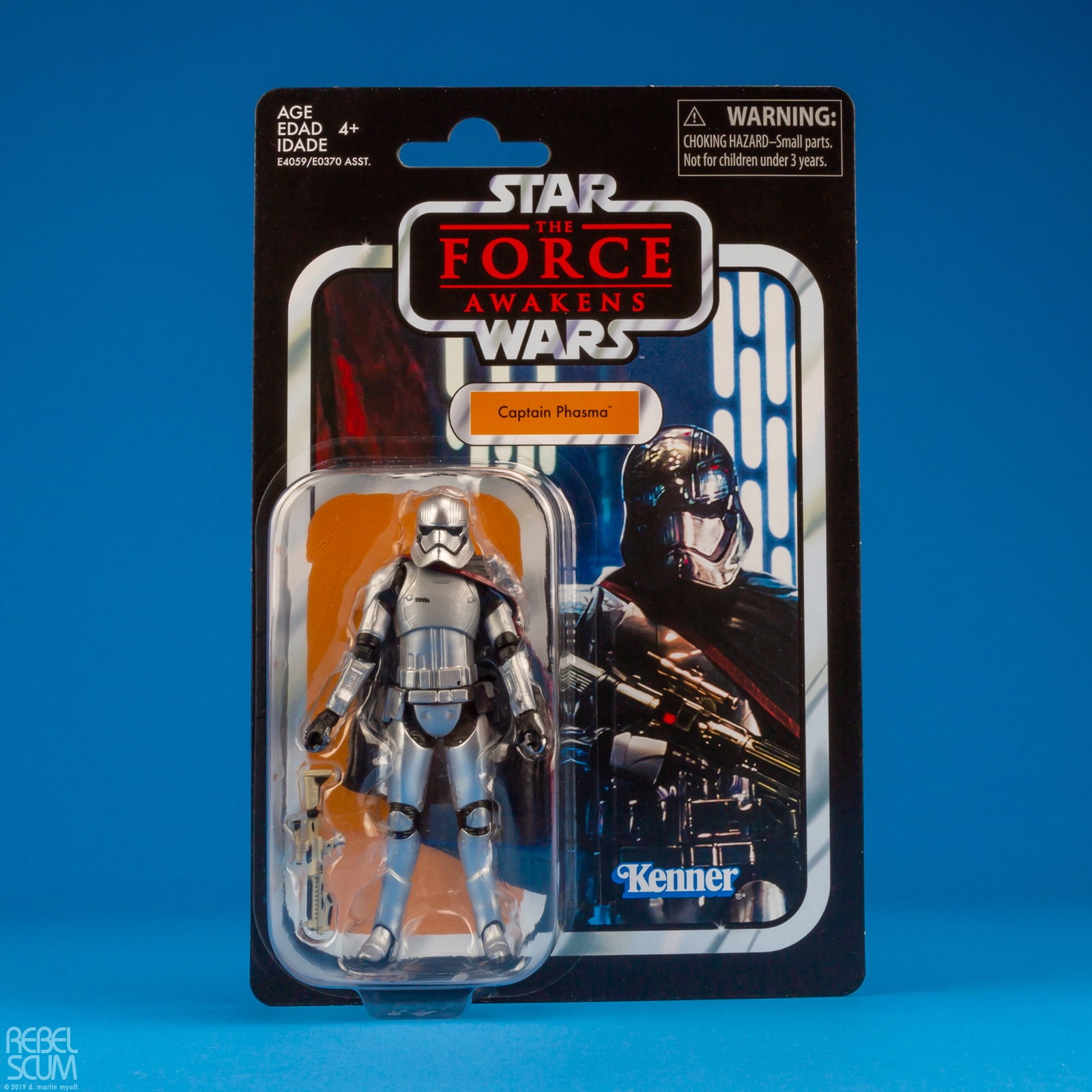 VC142-Captain-Phasma-The-Vintage-Collection-Star-Wars-014.jpg
